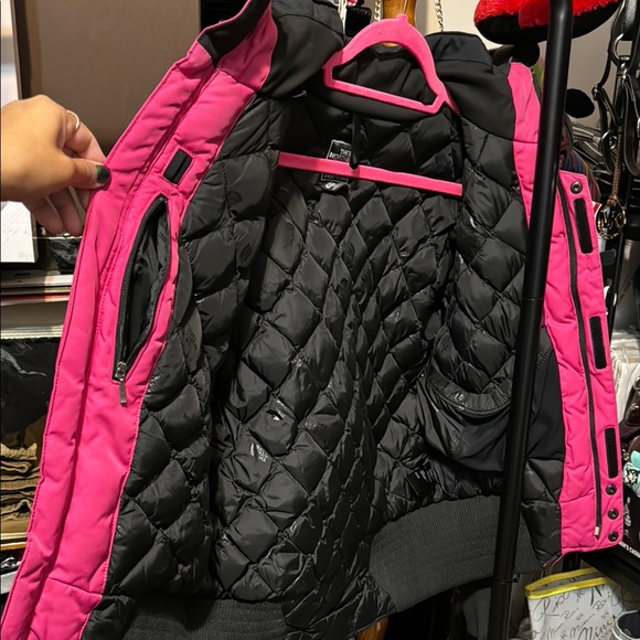 The North Face Speed Tech Pink and Black Jacket - Picture 4 of 12